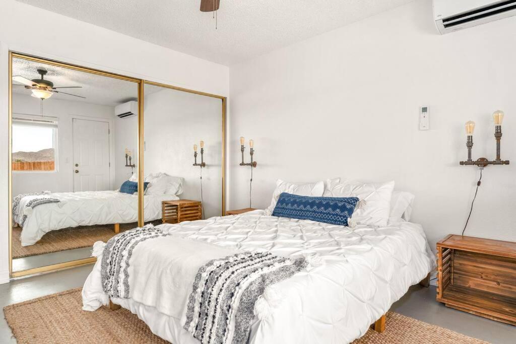 Palm Vista Retreat *Hot Tub/Cowboy Pool/Hammocks* Villa Joshua Tree Exterior foto